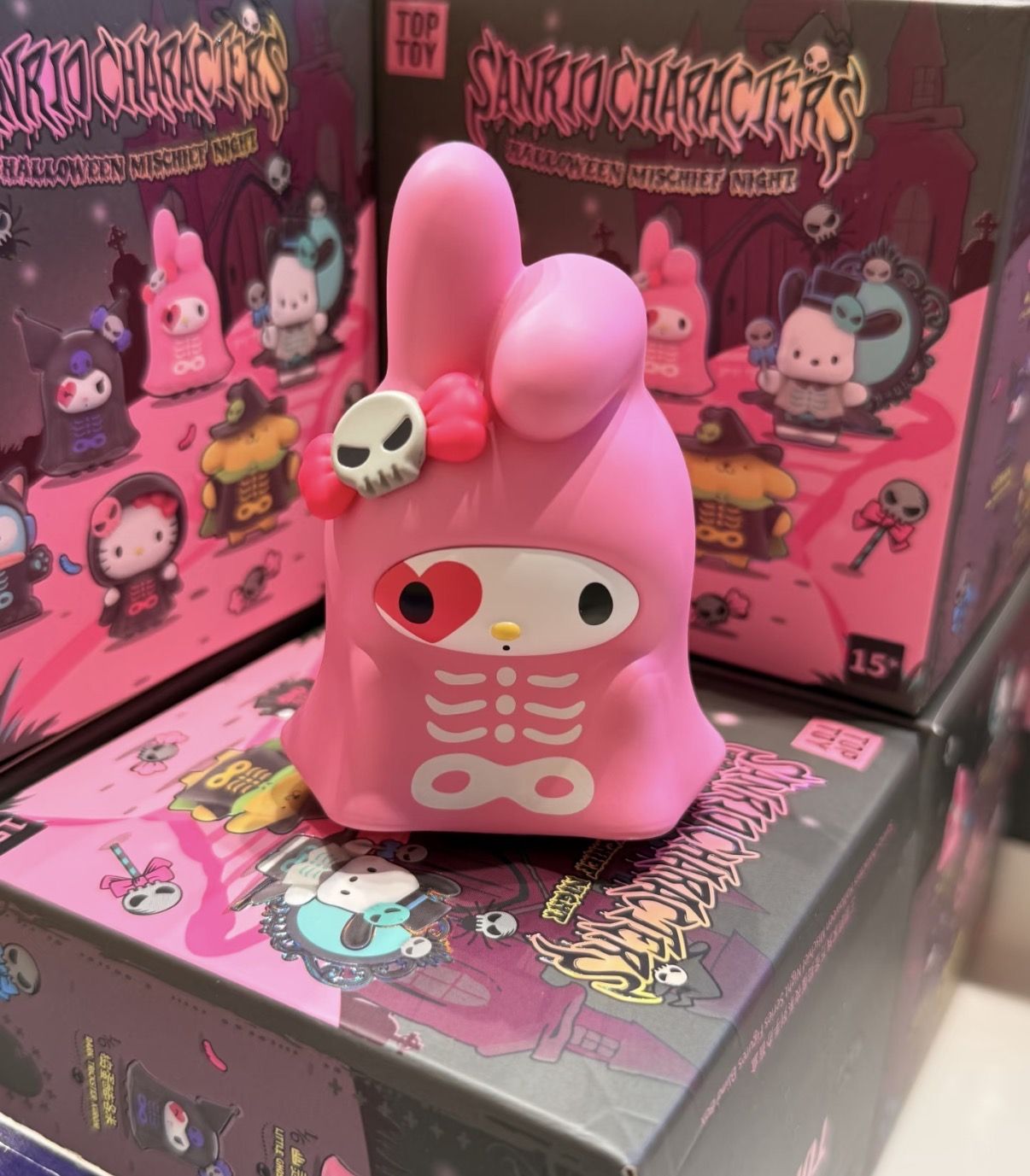 TOPTOY サンリオ マイメロディのピンクの衣装のアップ